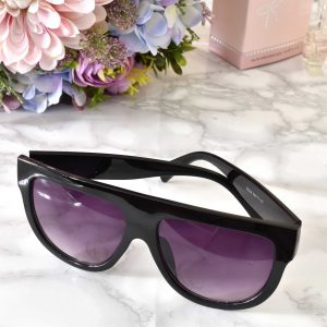 elegantné dámske slnečné okuliare čierne s fialovým sklom uv 400